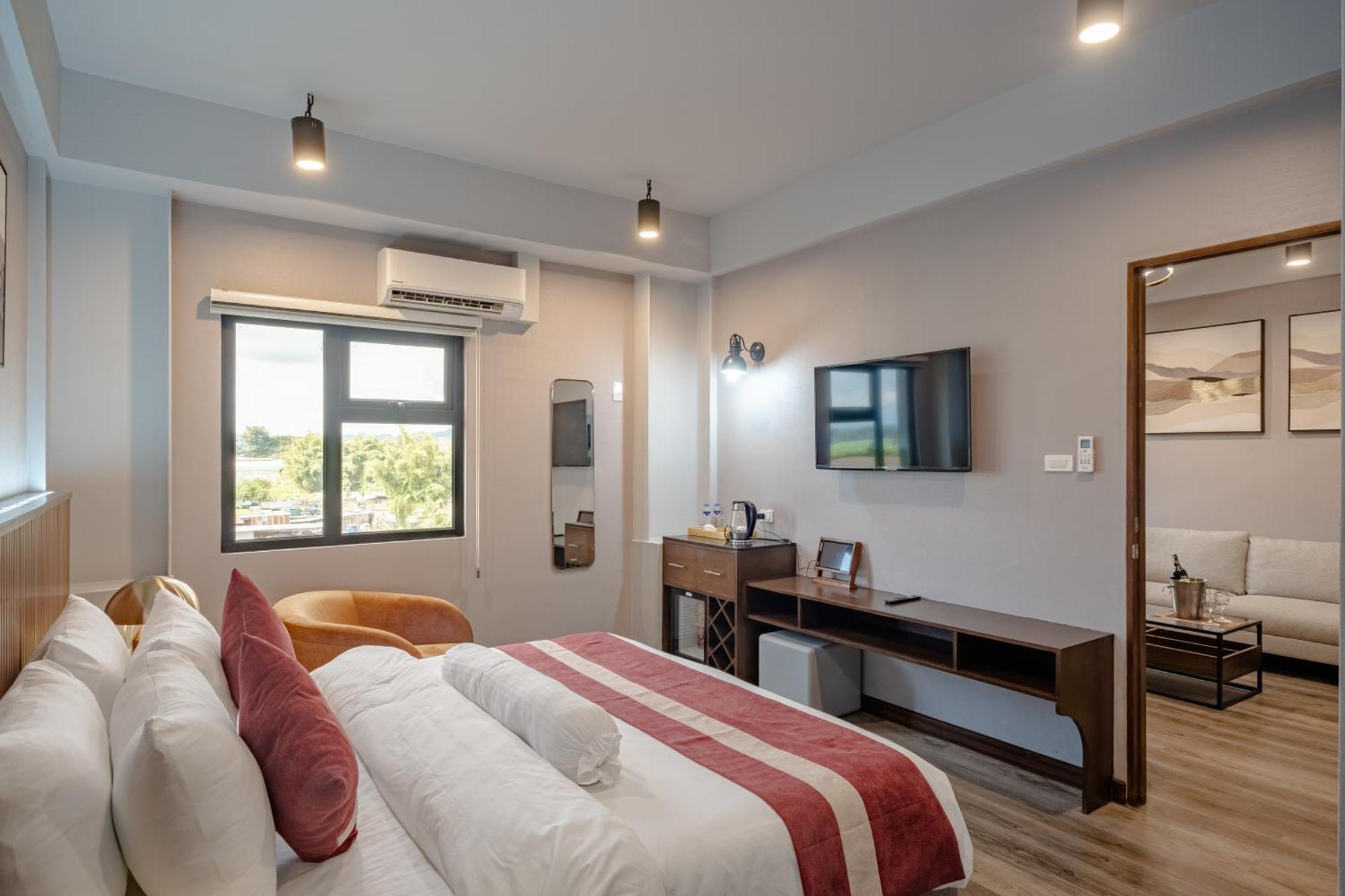 Kekehyu Business Hotel Valencia  المظهر الخارجي الصورة