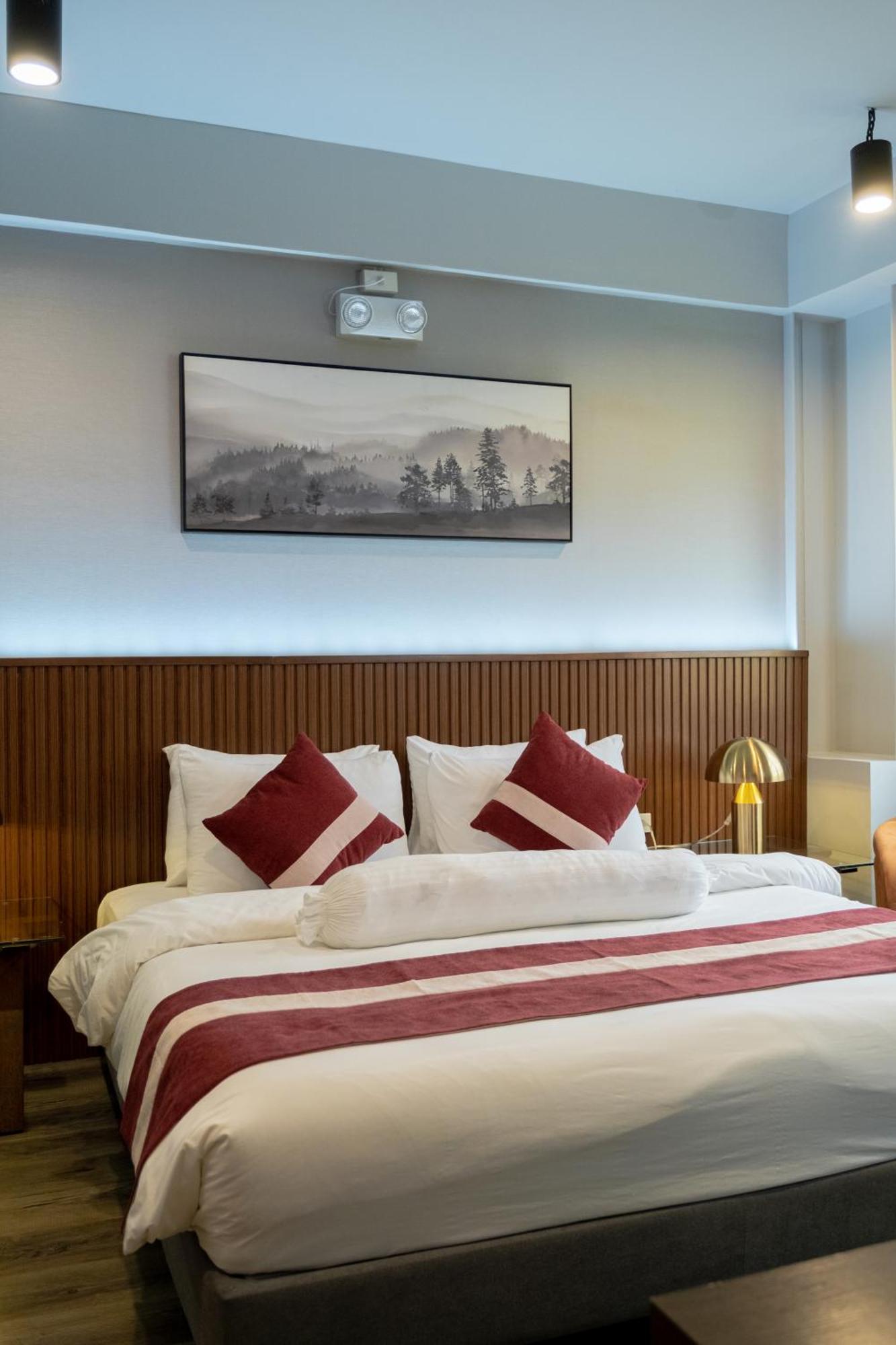 Kekehyu Business Hotel Valencia  المظهر الخارجي الصورة