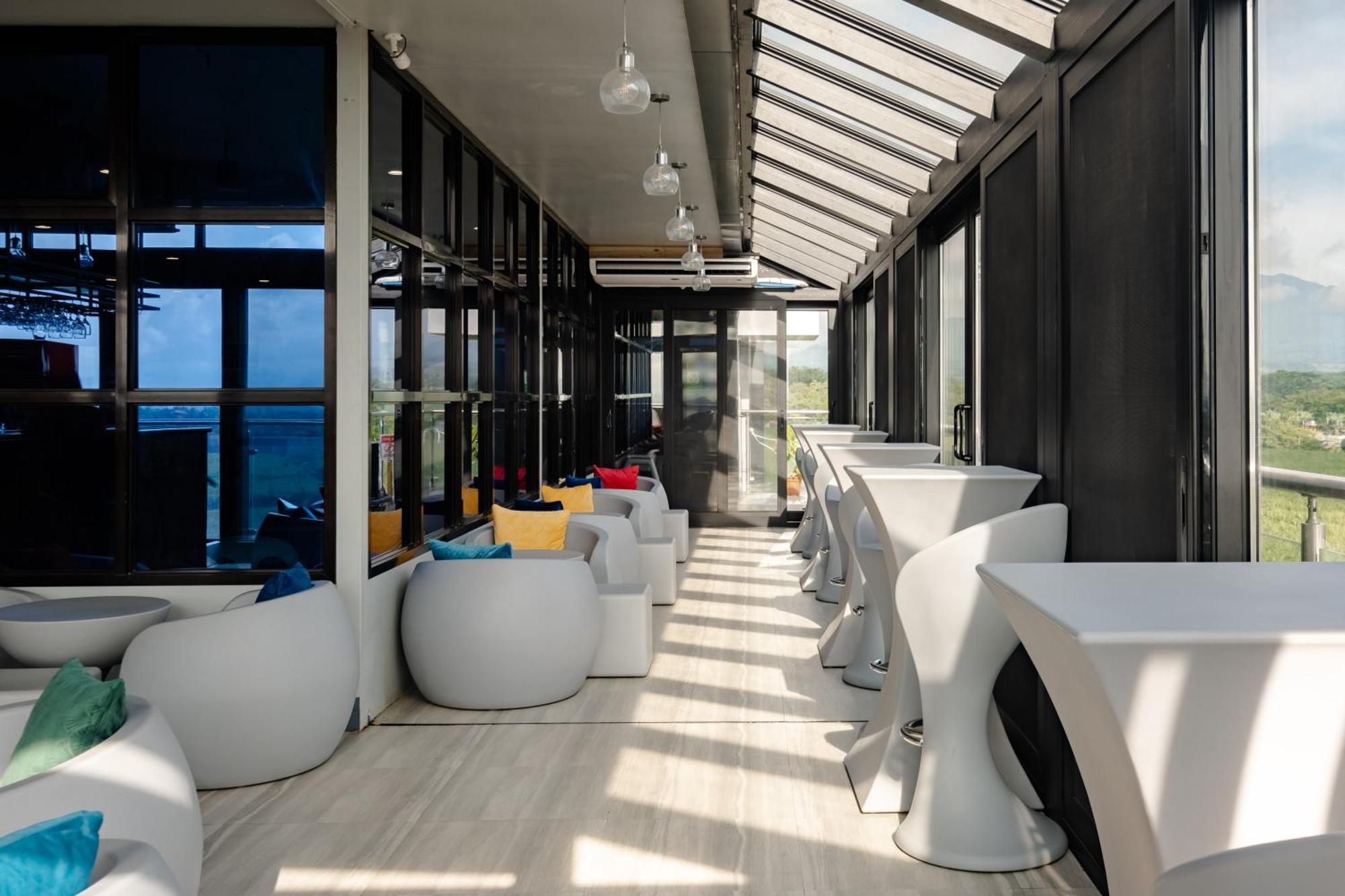 Kekehyu Business Hotel Valencia  المظهر الخارجي الصورة