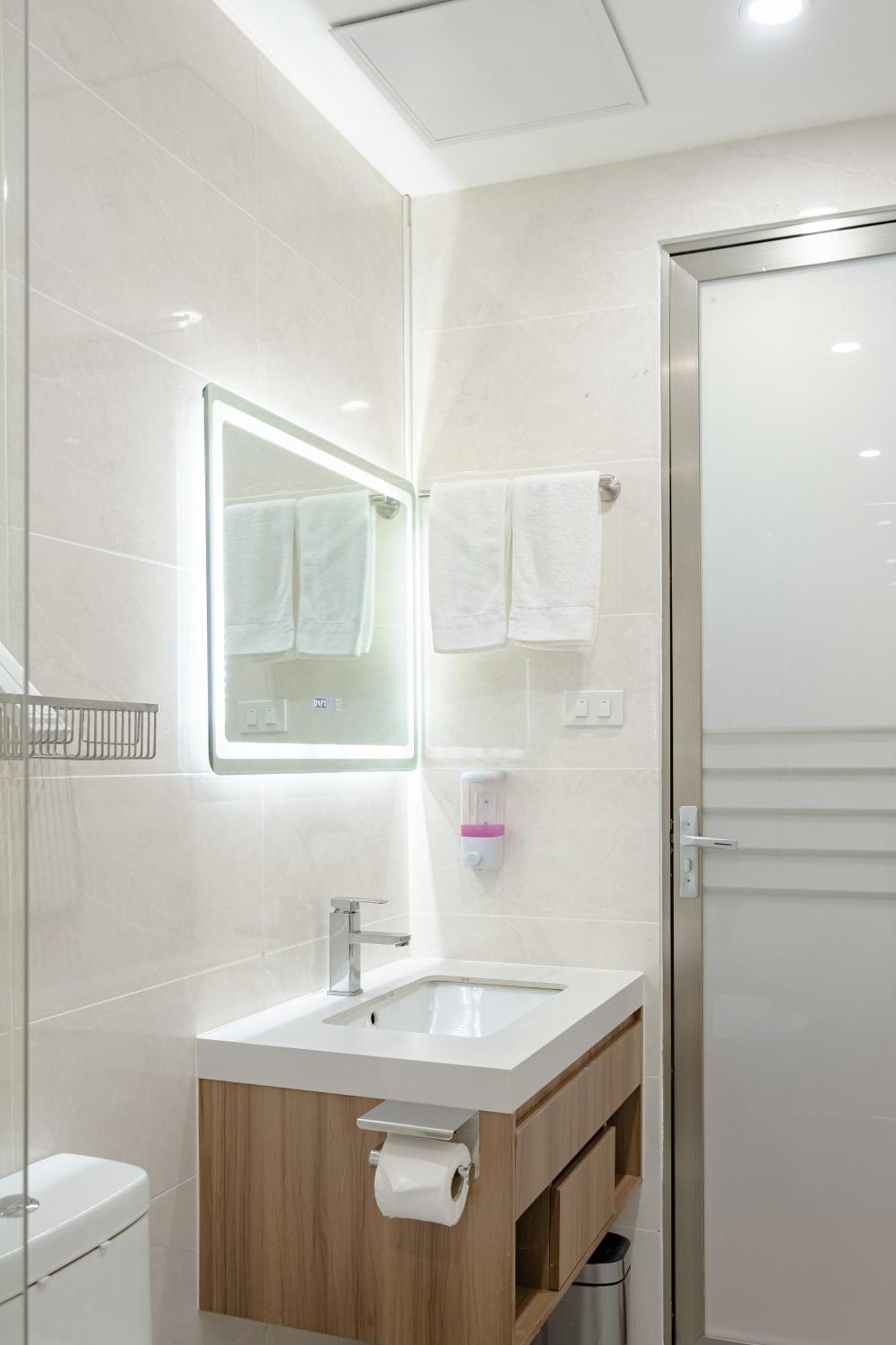 Kekehyu Business Hotel Valencia  المظهر الخارجي الصورة