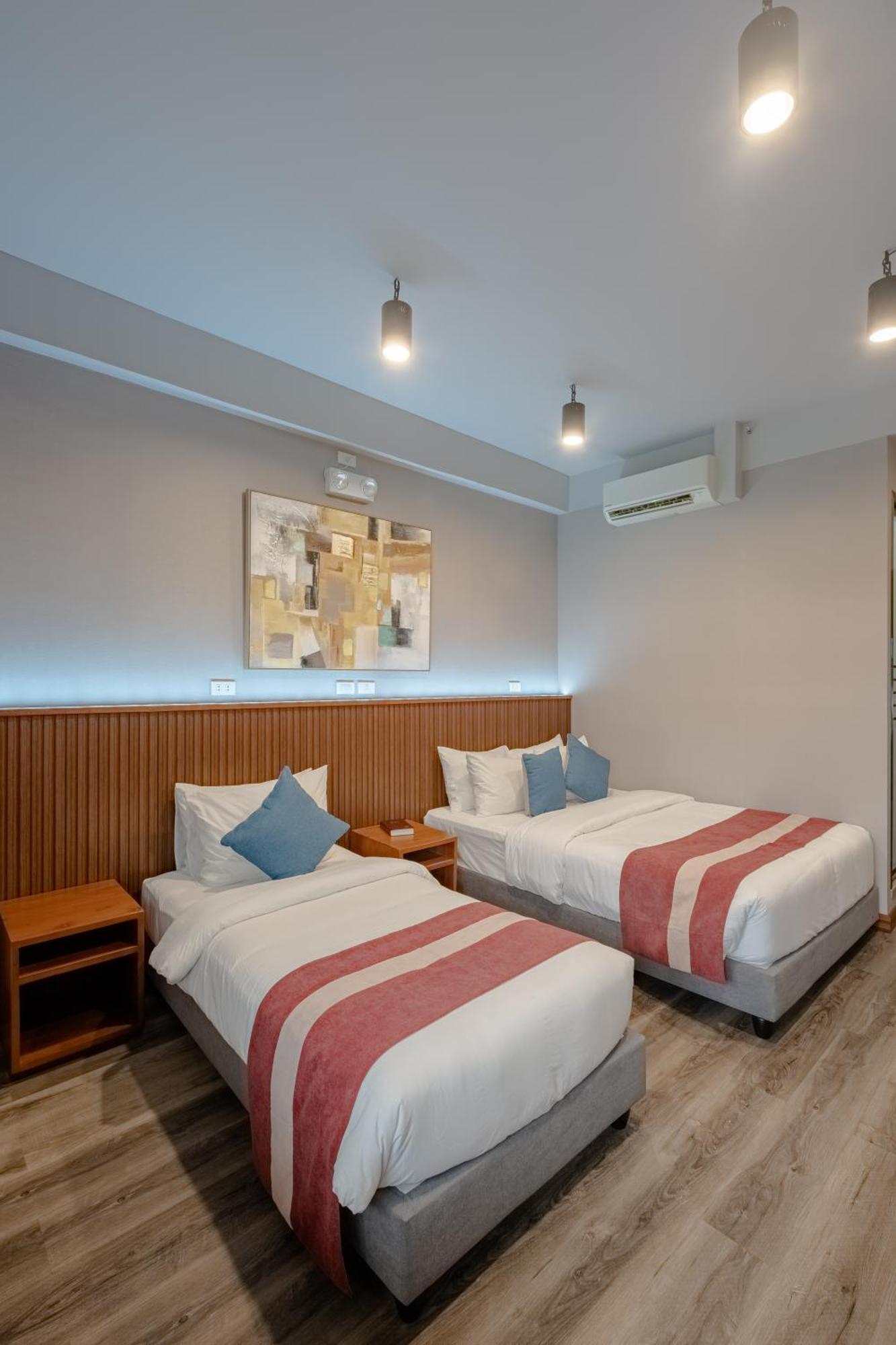 Kekehyu Business Hotel Valencia  المظهر الخارجي الصورة